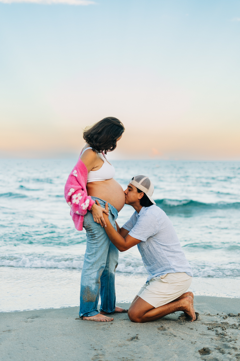 Maternity photoshoot deerfield beach